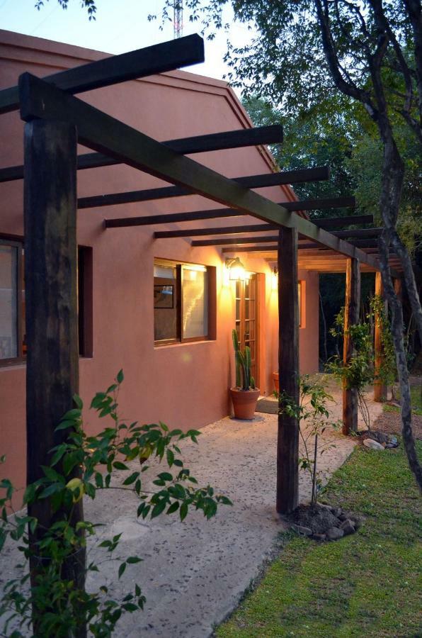 Posada Che Teindy Colonia Carlos Pellegrini  Bagian luar foto